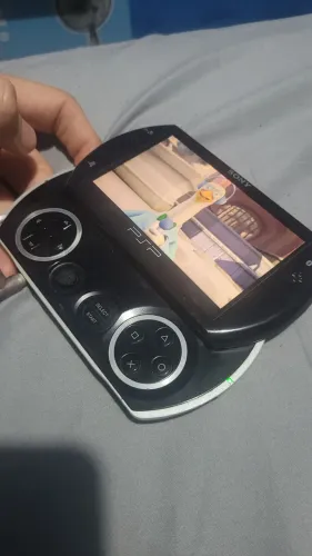 PSP Go