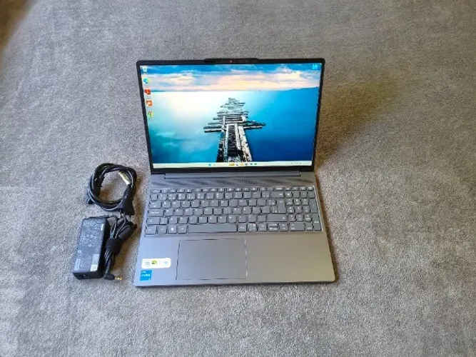 Notebook Lenovo i5 13° Geração + 8 GB de RAM + SSD 512 GB