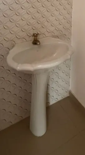 Vendo pia banheiro