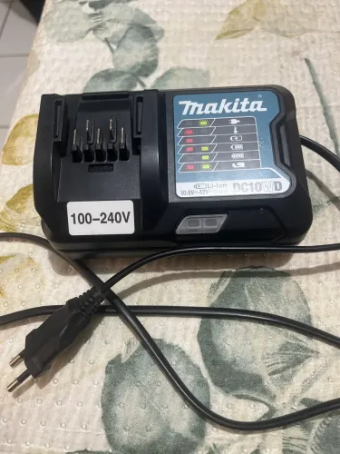 Carregador Makita DC10WD 10,8V / 12V Max