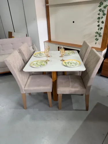 MESA DE JANTAR (MOSTRUÁRIO) SEM USO / OPORTUNIDADE!!!