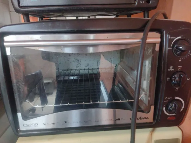 vendo forno Britânia