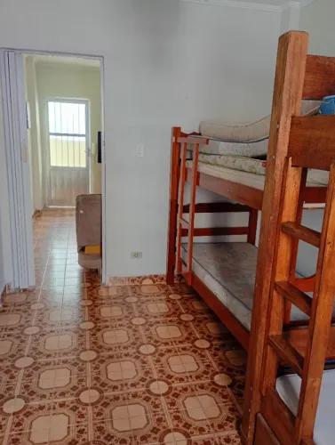 Guilhermina apto 01 dormitório 50 MTS da praia