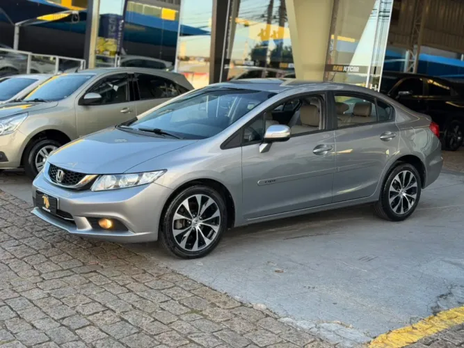 Honda Civic Sedan LXR 2.0 Flexone 16V Aut. 4P 2015