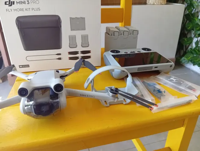 Vende-se Dji Mini 3 pro Fly More Plus 