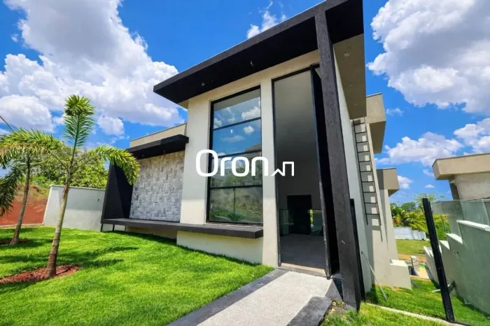 Sobrado à venda, 319 m² por R$ 2.898.000,00 - Condomínio do Lago - Goiânia/GO