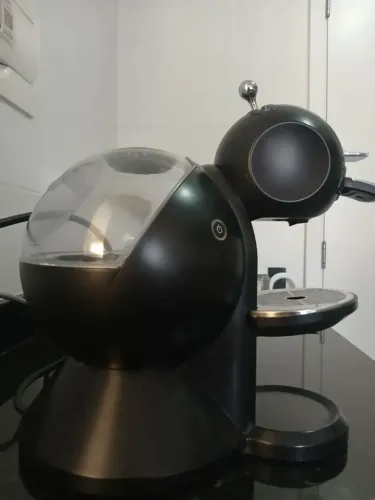 Cafeteira Nescafé Dolce Gusto