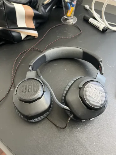Fone JBLQquantum100M2