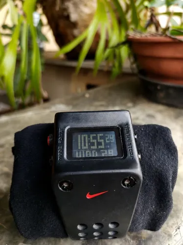 Relógio Nike Original METTLE CHISEL- Cronógrafo - 100 m - Excelente Estado