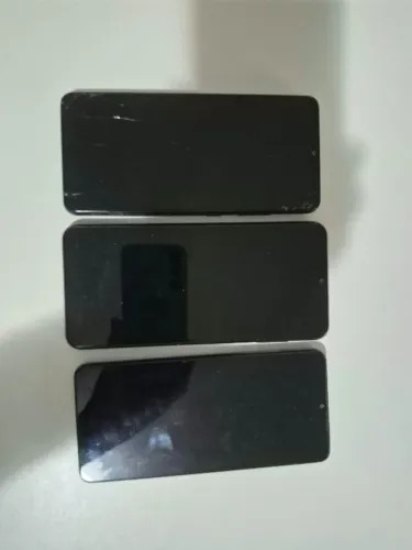 Lote com 3 Celulares Samsung Galaxy A13 - Para Peças ou Conserto