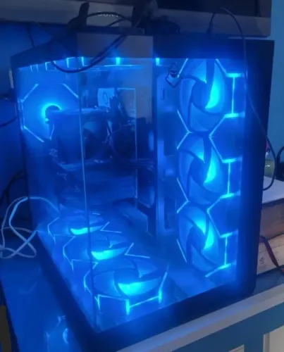PC Gamer Xeon E5-2680 v4 + RX 580 + 16GB RAM