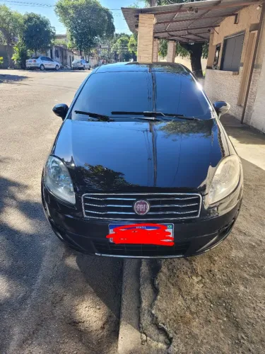 Fiat Linea Essence 1.8 Flex 16V 4P 2015