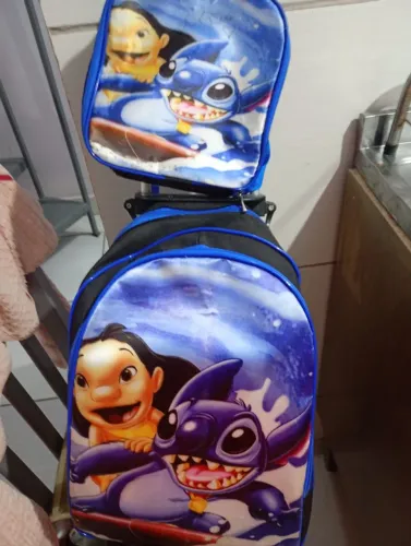 Vendo mochila de rodinhas 