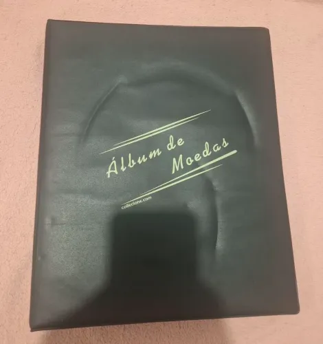 Album de Moedas com mais de 240 moedas