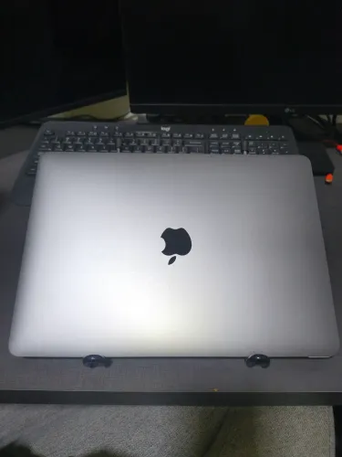 MacBook Pro 13" M2 (2022) - Bateria com Apenas 14 Ciclos! ? 8GB/256GB