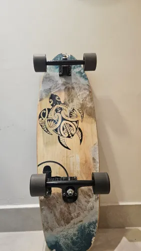 Longboard Cruiser truck invertido