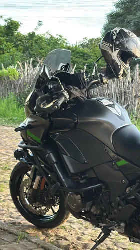 Moto Kawasaki versys mil.