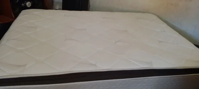 Cama box