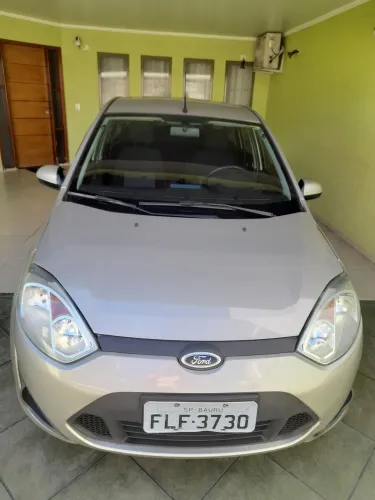 Ford Fiesta Sedan SE 1.6 8V Flex 4P 2014