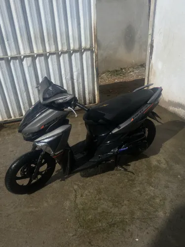 Neo ano 2017, preta com cinza 