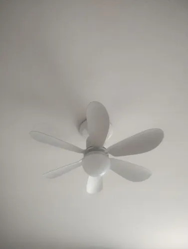 Ventilador de teto controle e lâmpada led com cores 80wtsja instalado