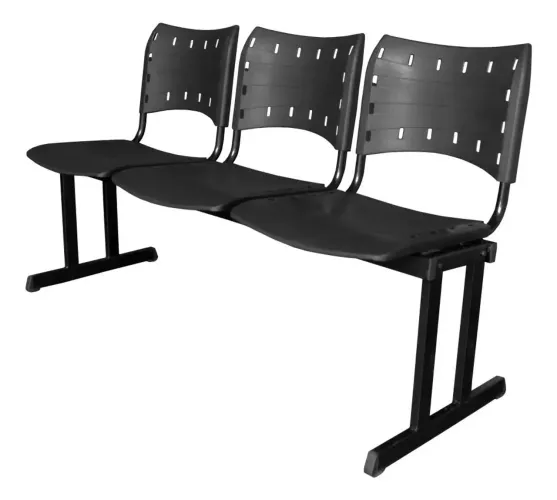 Cadeira longarina Pp Rp 3 acentos cor preto seminovo R$200.00