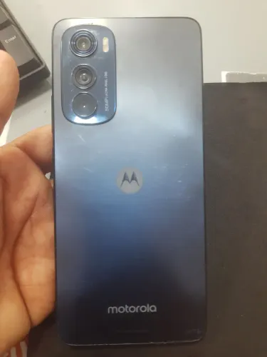 Moto EDGE 30