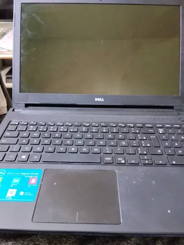 Notebook com defeito, retirada de peças 