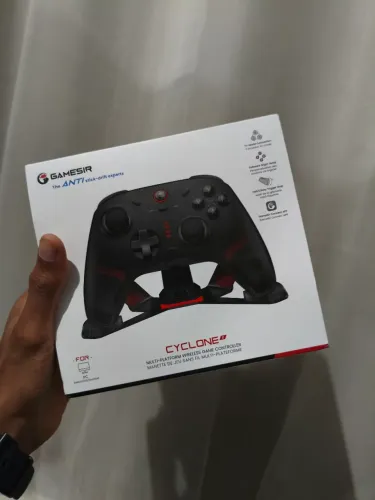 Controle GameSir Cyclone 2