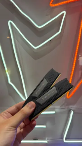 Memória RAM Corsair Vengeance DDR5 96GB 6000MHz