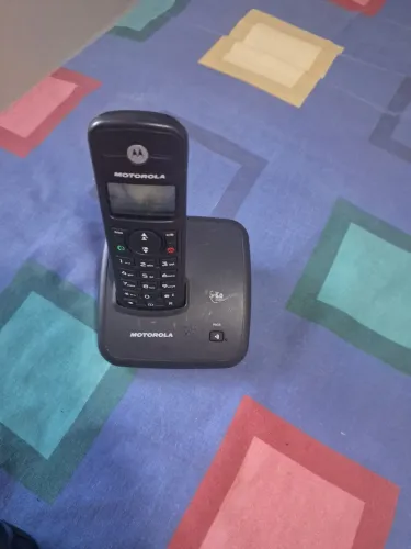 Telefone Digital Sem Fio Motorola Dect 6.0 Auri 3000 com Identificar de chamadas e Vivavoz