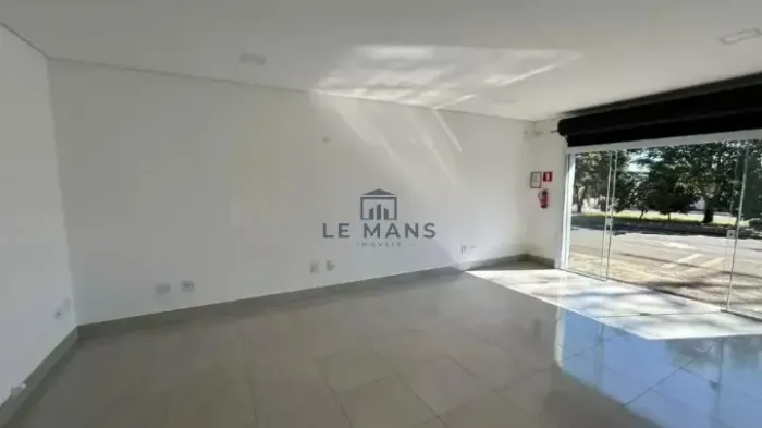 Sala comercial para locação no bairro Vila Industrial em Piracicaba/SP