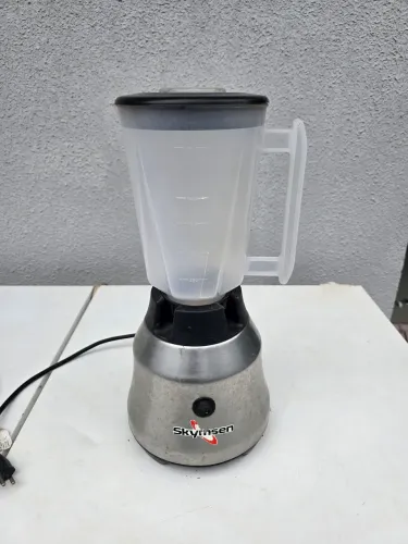LIQUIDIFICADOR INDUSTRIAL SKYMSEN LT 1,5<br><br>- 220V