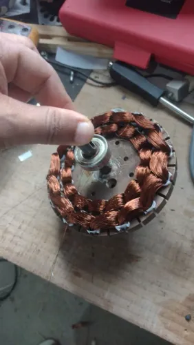 Conserto e manutenção de ventilador de teto