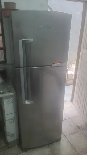 Fogão micro-ondas e geladeira os três por 1800$ 