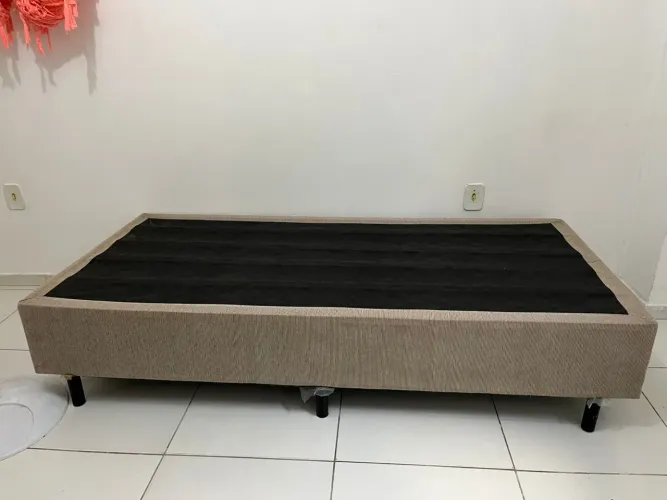 Base cama de solteiro