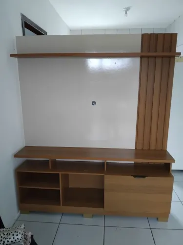 Vende-se rack de sala
