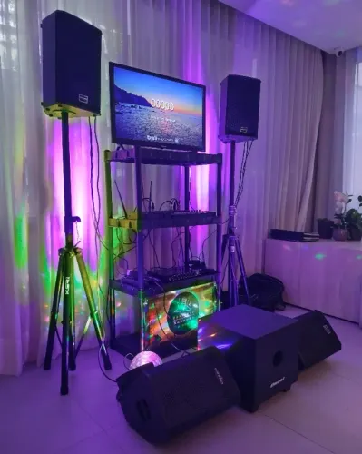 Karaokê na sua festa.