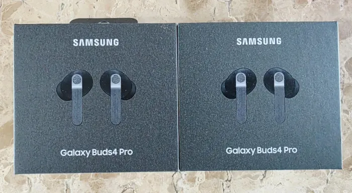 Fone Galaxy Buds 4 Pro, lacrado com NF. Parcelo no cartão.