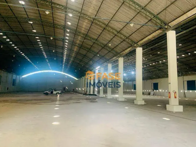 Galpão com 9.000 e 6.000 m² e área total com 37.000 mil m² na Rodovia BR 316 para Venda ou