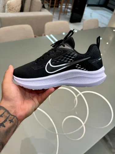 Promoção Tênis Nike esportivo