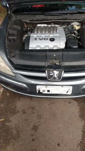 Peugeot 607 Sedan 3.0 V6 2001