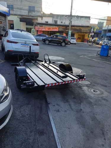 Carretinha para 3 motos
