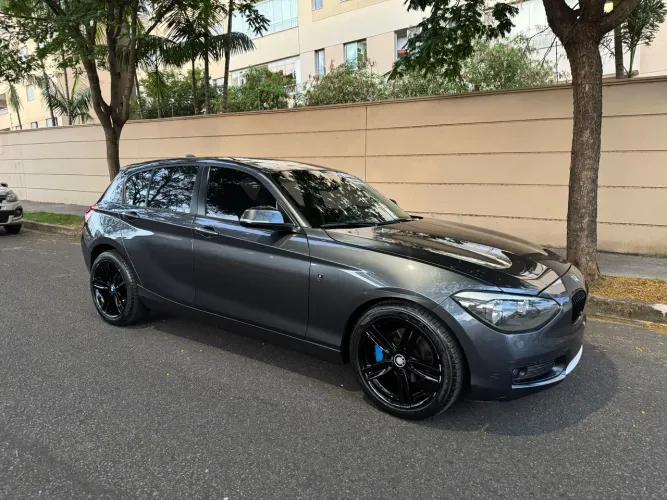BMW 118IA / Urban/sport 1.6 TB 16V 170cv 5P 2012