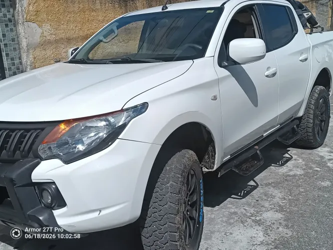 Mitsubishi L200 Triton Sport GLS 2.4 CD Diesel Aut. 2021