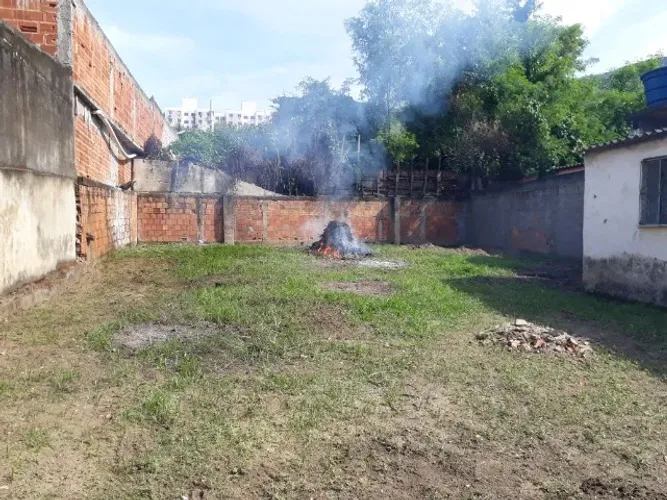 Vendo Terreno 300m² todo murado - Não tem problema de alagamento