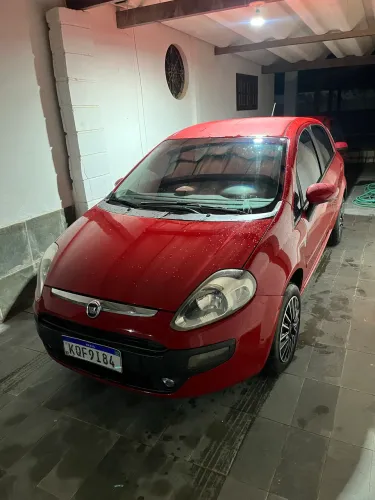 Fiat Punto Attractive 1.4 Fire Flex 8V 5P 2013