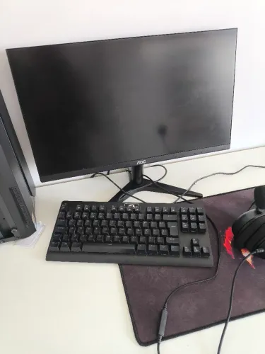 COMPUTADOR COMPLETO ?