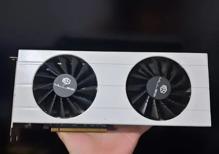 RX 5700 XT Branca!