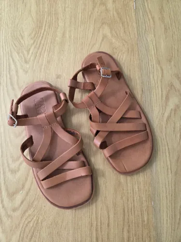 sandália couro zara marrom tam 30/31 brasil